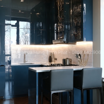 Tủ bếp nhựa kết hợp quầy bar mini đẹp – Giải pháp bếp hiện đại, tối ưu diện tích 2025