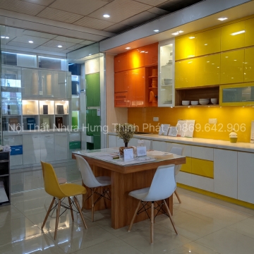 Báo giá tủ bếp nhựa mới nhất năm [2025] – Cập nhật chi tiết theo chất liệu và kích thước