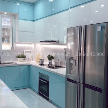 Thi Công Tủ Bếp Nhựa Trọn Gói Tại TPHCM – Bảo Hành 5–10 Năm, Giá Xưởng