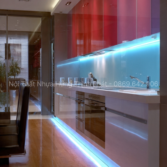 Tủ bếp nhựa kết hợp đèn LED – Tạo điểm nhấn sang trọng, hiện đại cho không gian bếp