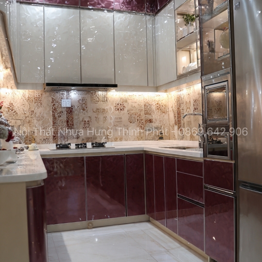 Tủ bếp nhựa Vincoplast chữ U sang trọng – Thiết kế trọn gói bởi Hưng Thịnh Phát