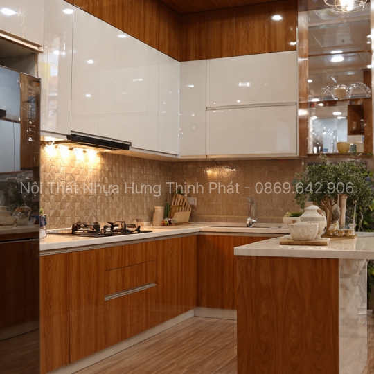 Tủ bếp nhựa Vincoplast chữ U sang trọng – Thiết kế trọn gói bởi Hưng Thịnh Phát