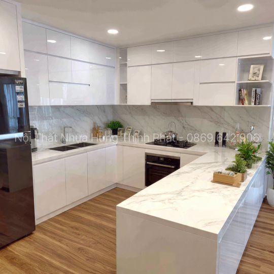 Tủ Bếp Nhựa Vincoplast Cánh Phủ Bóng Acrylic – Sang Trọng & Hiện Đại Cho Không Gian Bếp Việt