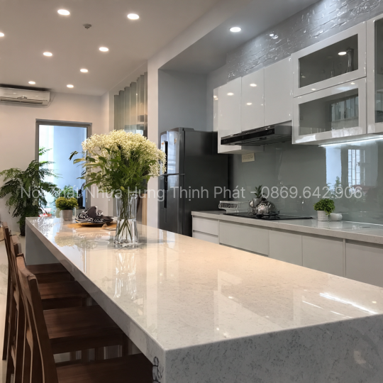 Bếp đẹp nhựa Vincoplast cao cấp – Sang trọng, bền bỉ và tinh tế trong từng chi tiết